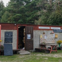 Kihnu handicraft shop ‘Njaputüe pued’