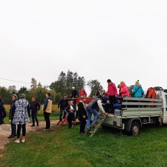 Tour mit dem Pick-up und Reiseleiter auf der Insel Kihnu mit Puhka Kihnus